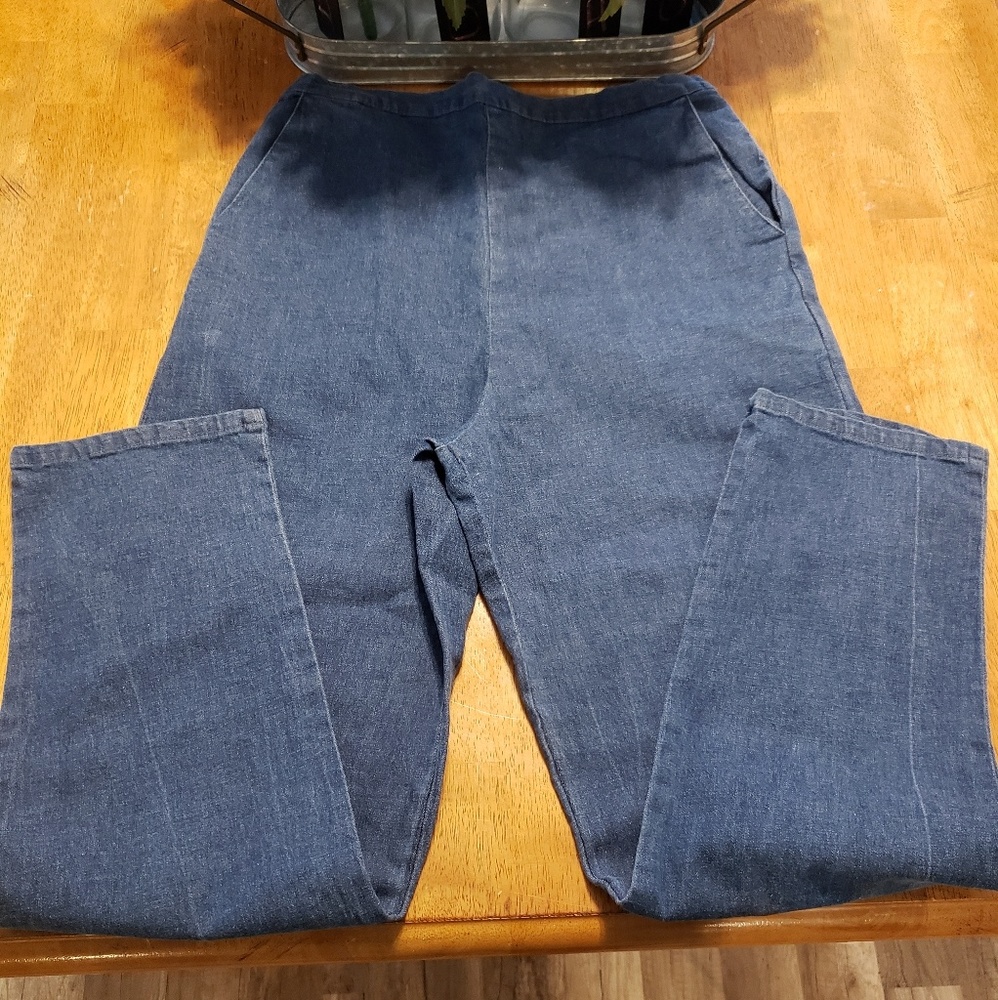 Elastic waist jeans